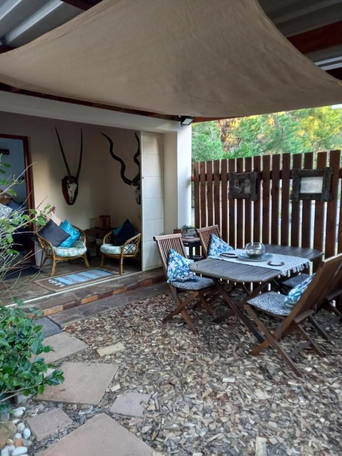 Alpaca Self Catering Cottage Kleinmond Exterior foto